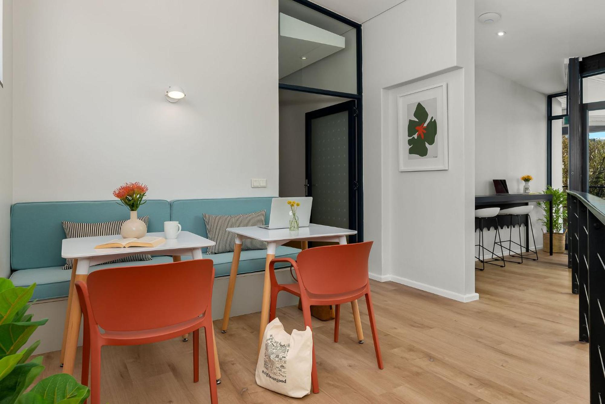Neighbourgood 1St Crescent Camps Bay Cidade Do Cabo Exterior foto