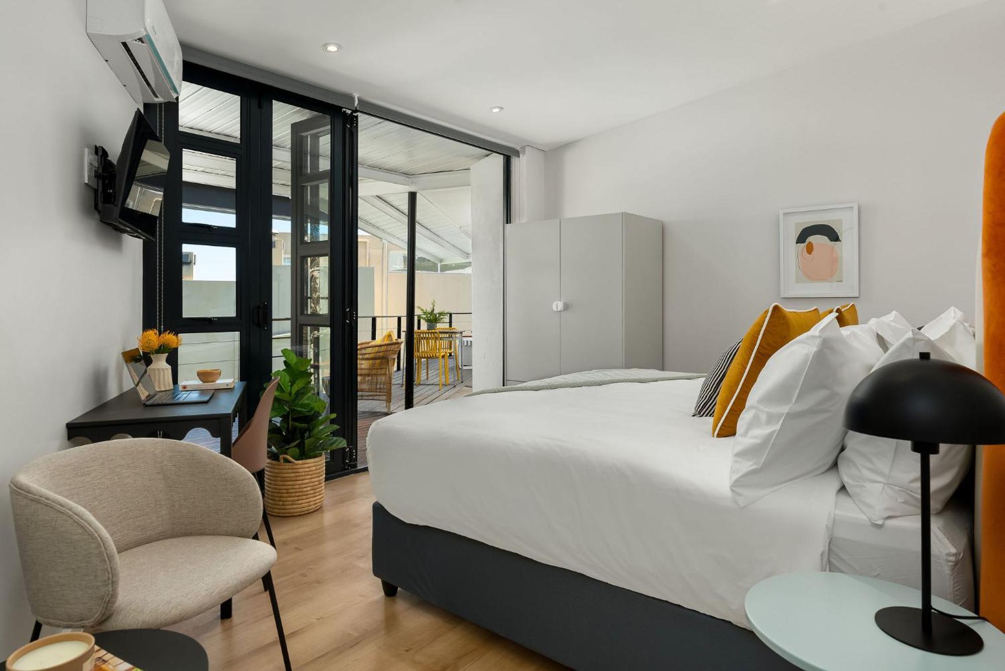 Neighbourgood 1St Crescent Camps Bay Cidade Do Cabo Exterior foto