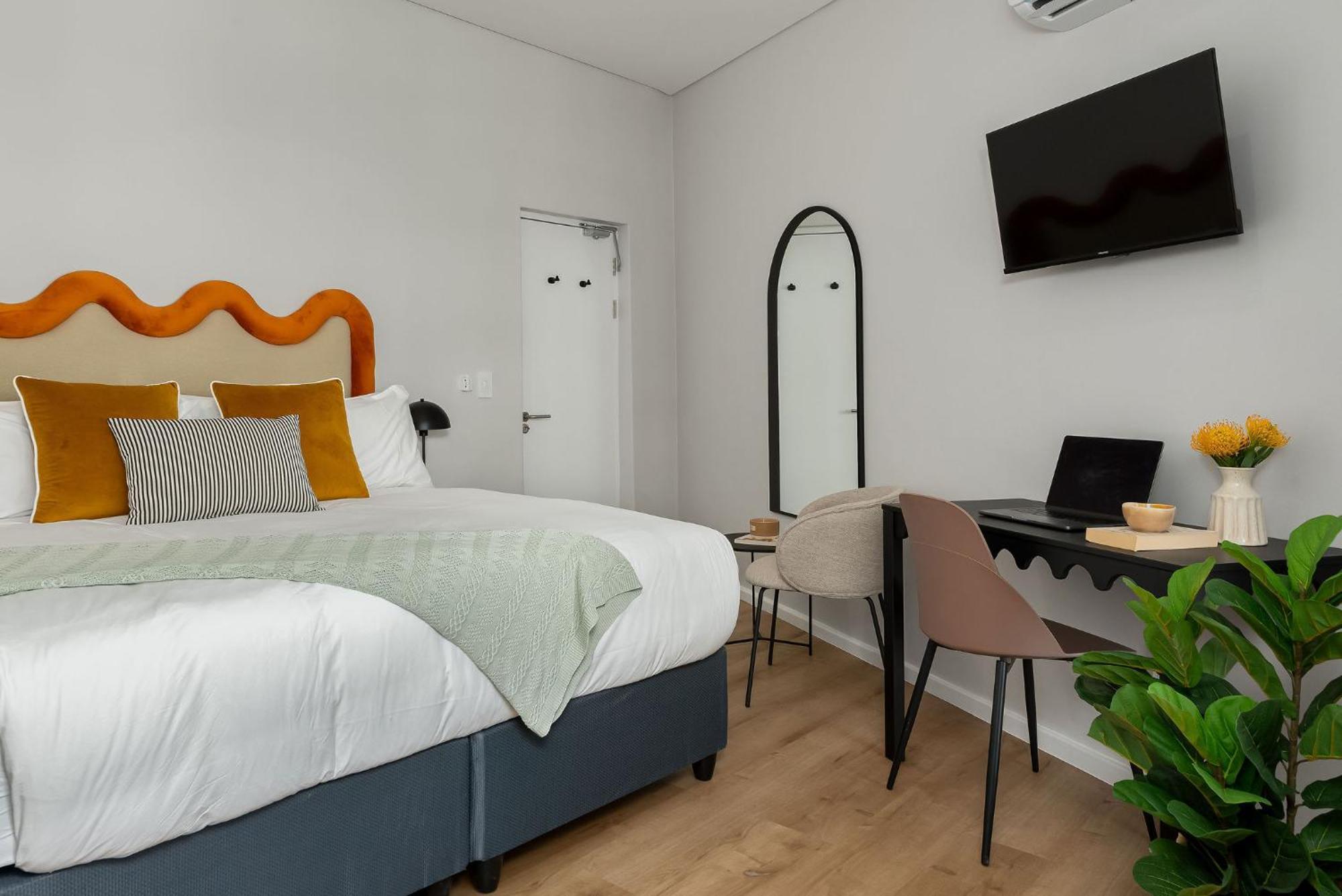 Neighbourgood 1St Crescent Camps Bay Cidade Do Cabo Quarto foto