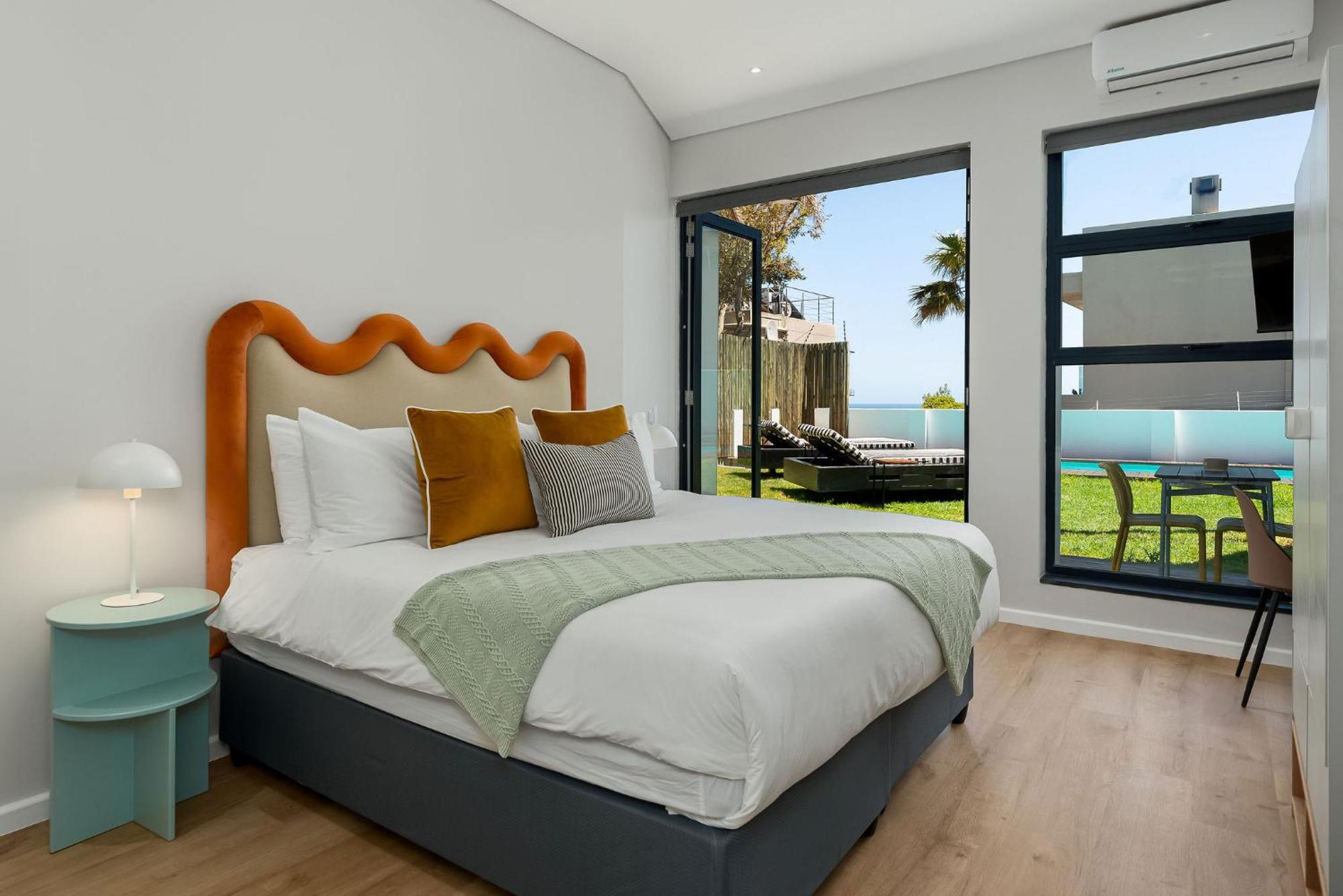 Neighbourgood 1St Crescent Camps Bay Cidade Do Cabo Exterior foto