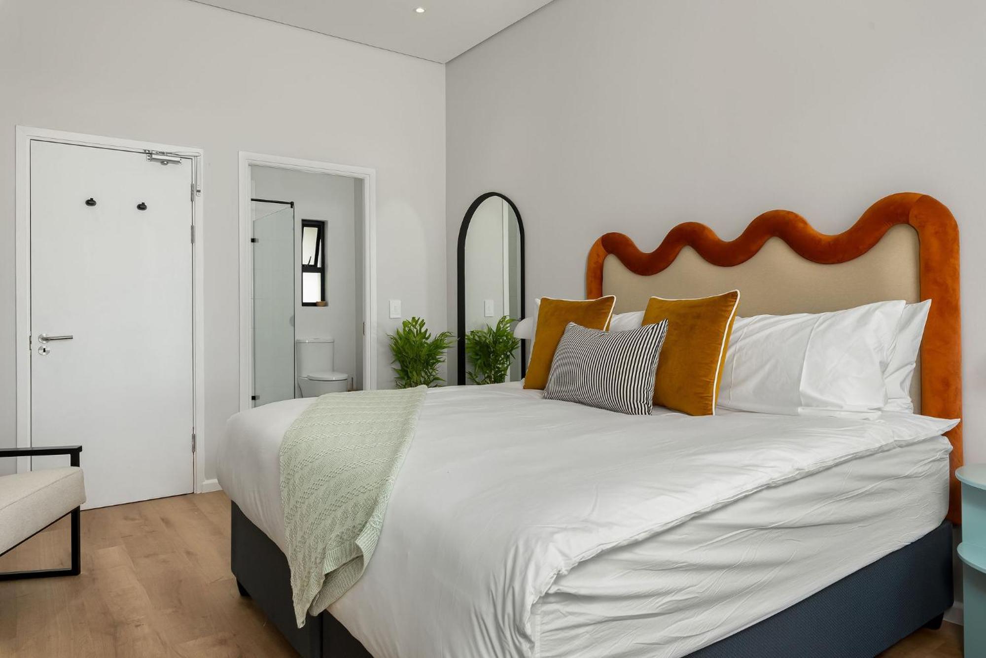 Neighbourgood 1St Crescent Camps Bay Cidade Do Cabo Quarto foto